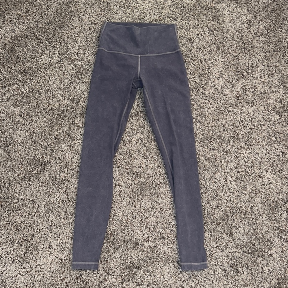 Lululemon Wunder Under Leggings 28”
